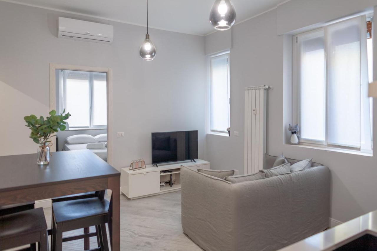 Bnbutler - Pergolesi, 6 - Accogliente E Moderno A Due Passi Da Tutto Milano Exteriör bild